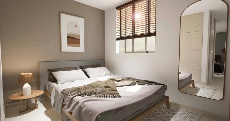 Habitación principal con ventana y espejo de cuerpo entero